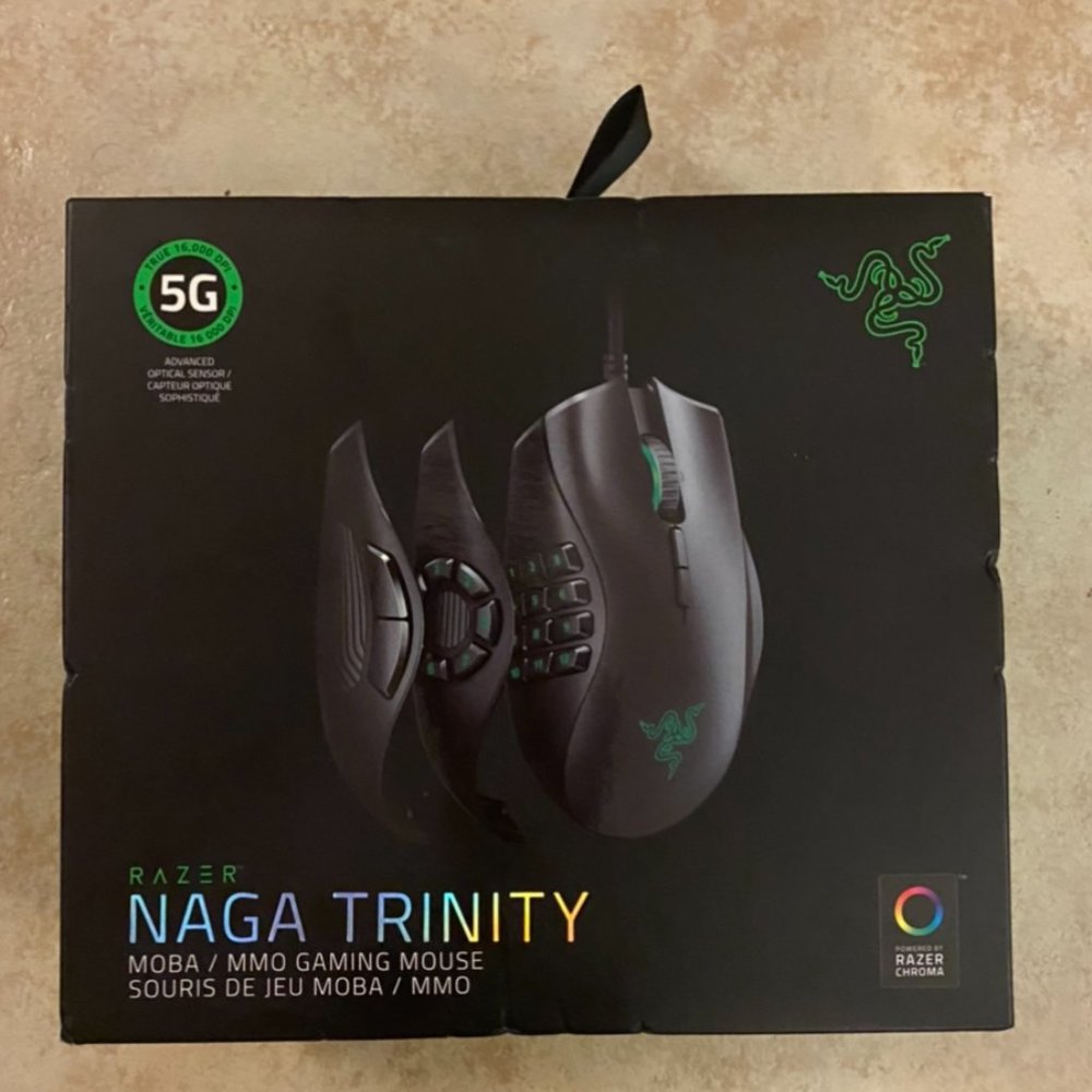 Razer: NAGA Trinity 1600dpi ergonomic MOBA/MMO gaming mouse